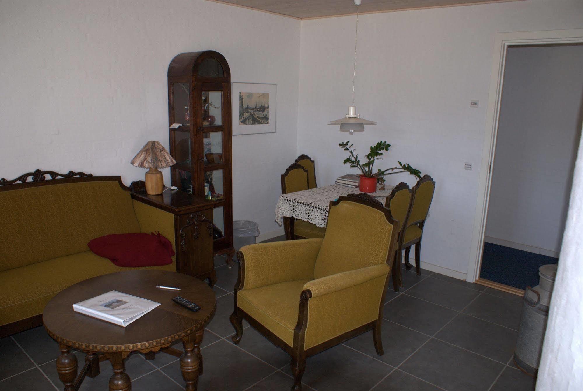 Holtegaard Bed & Breakfast Dronninglund Exterior foto